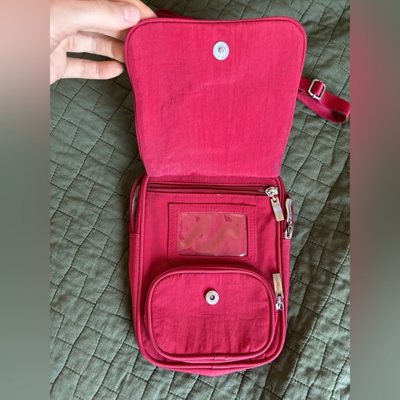 Baggalini Vibrant Red Crossbody Bag - Picture 2 of 5